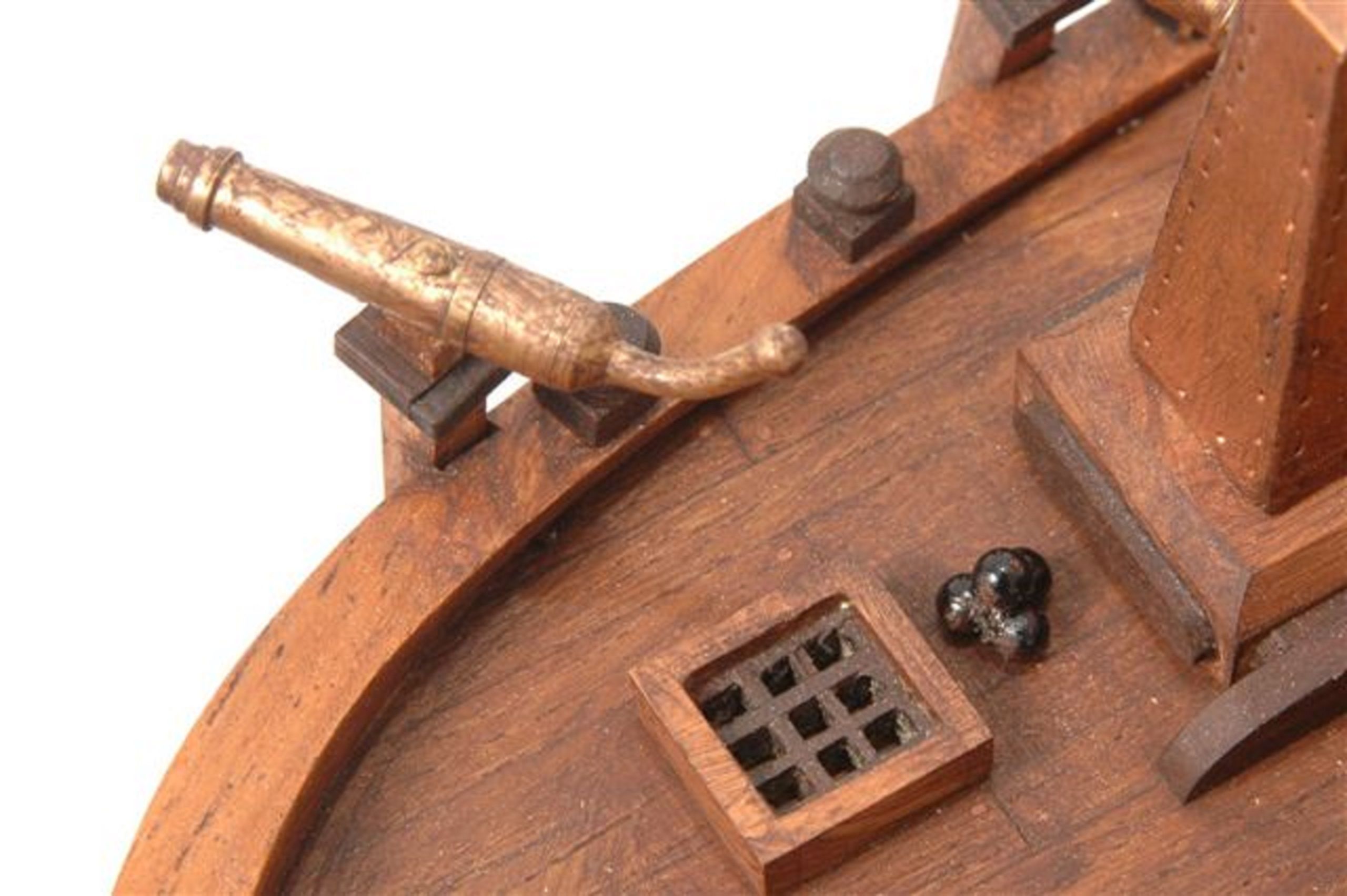 469-7352-HMS-Bounty-Model-Ship-Premier-Range
