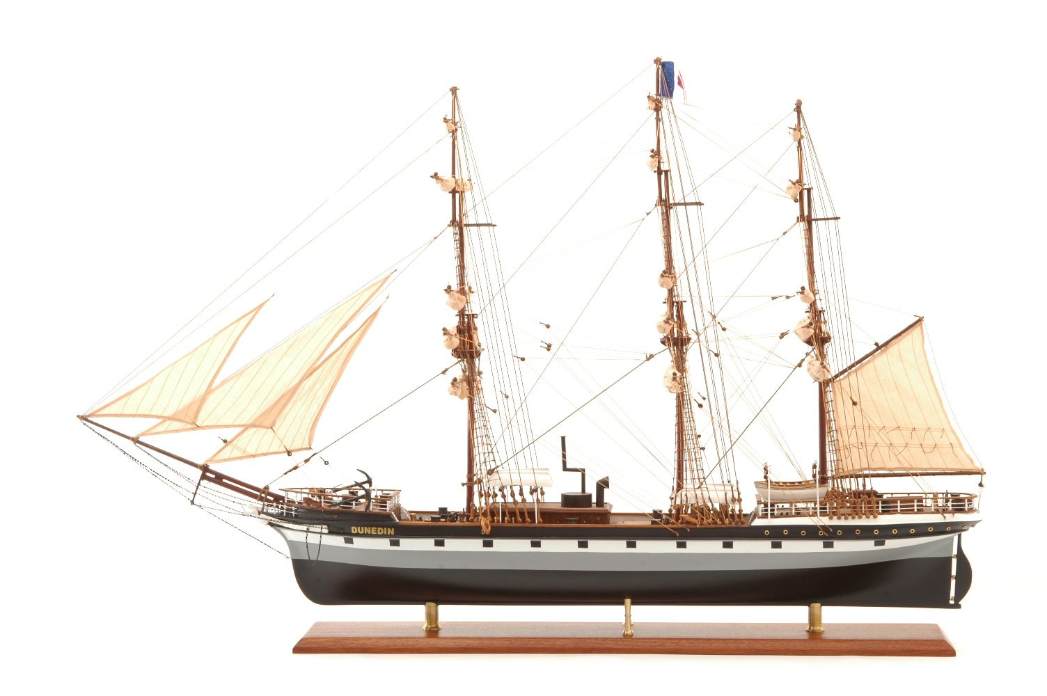 573-7224-Dunedin-Model-Ship-Premier-Range