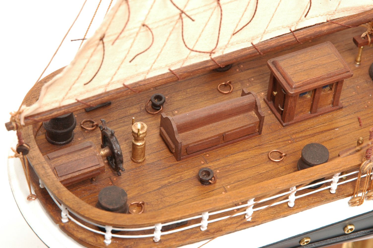 573-7226-Dunedin-Model-Ship-Premier-Range
