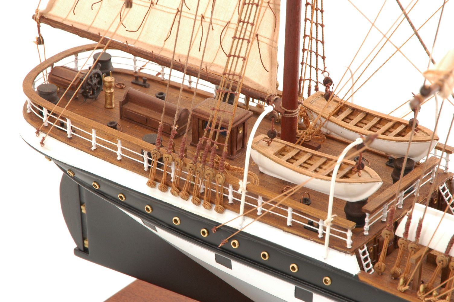 573-7228-Dunedin-Model-Ship-Premier-Range