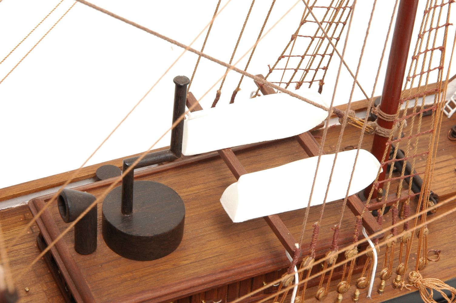 573-7230-Dunedin-Model-Ship-Premier-Range