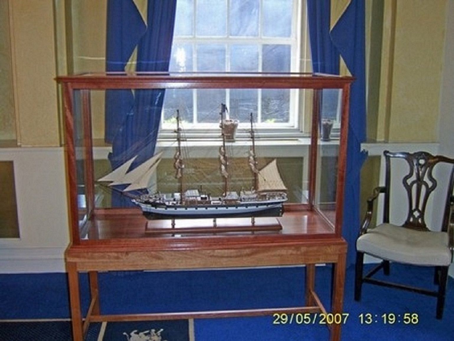 573-7235-Dunedin-Model-Ship-Premier-Range