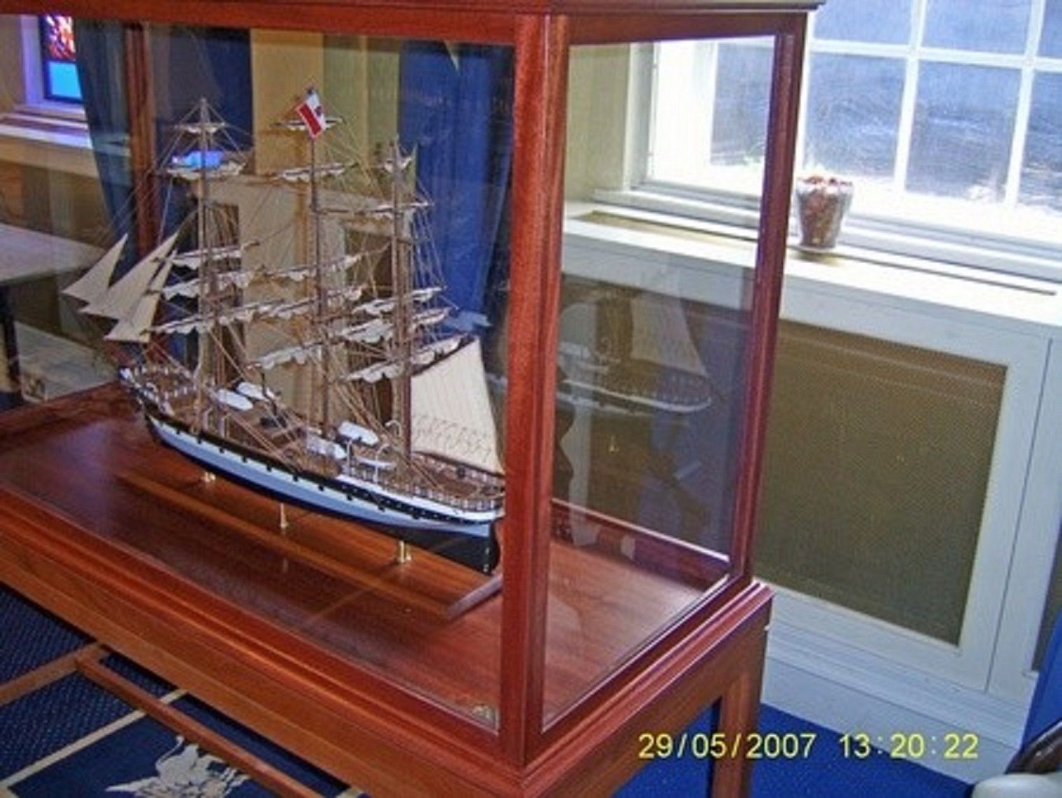 573-7236-Dunedin-Model-Ship-Premier-Range