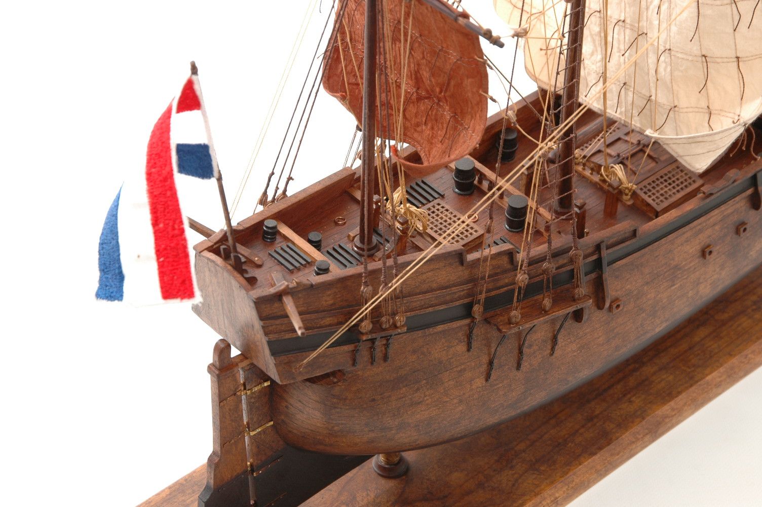 598-7241-Dutch-Herring-Boat-Premier-Range