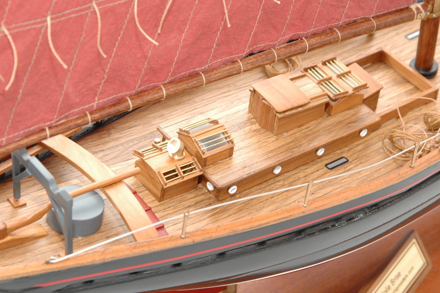 654-6201-Jolie-Brise-Model-Yacht-Premier-Range
