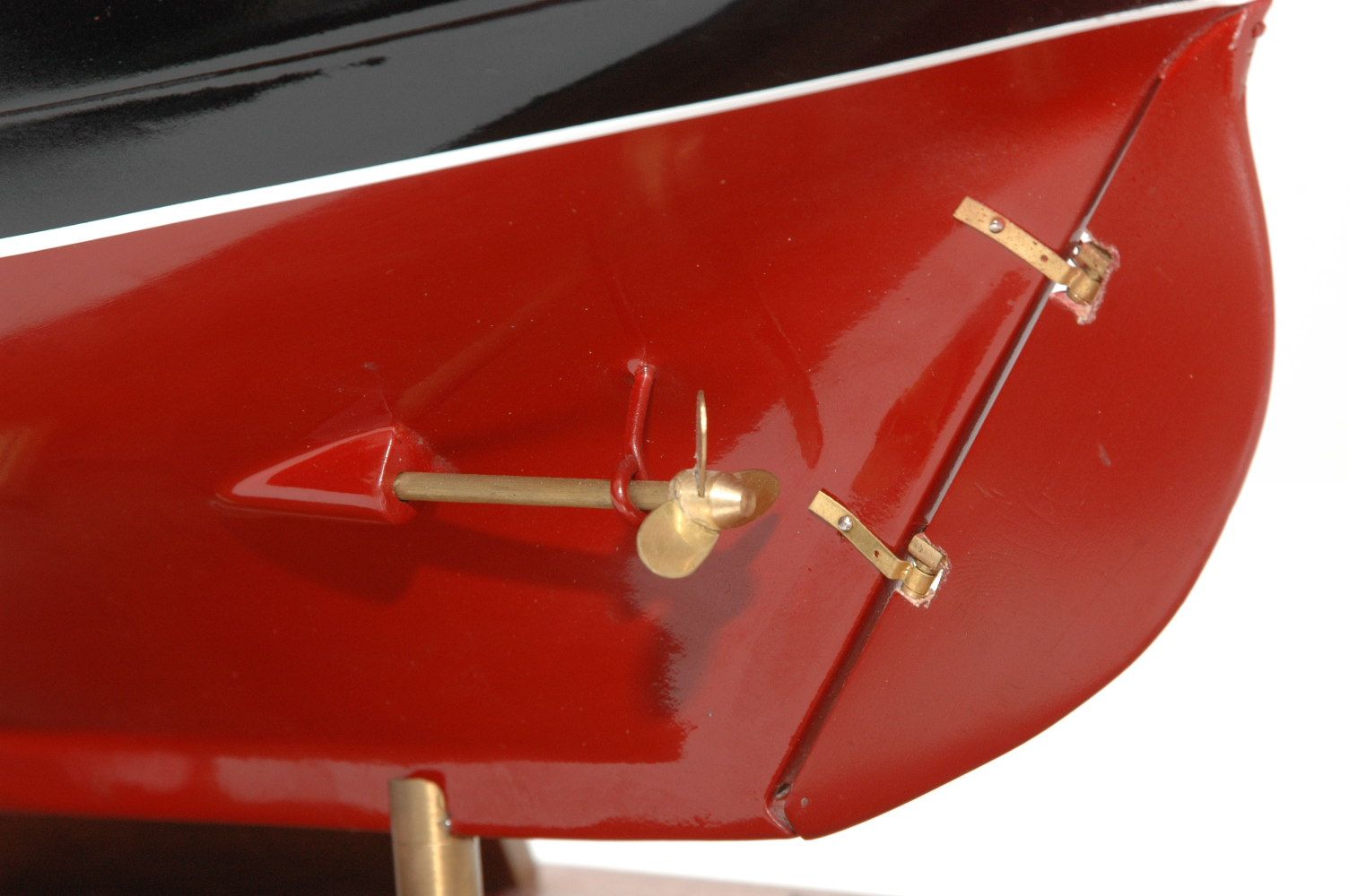 654-6208-Jolie-Brise-Model-Yacht-Premier-Range