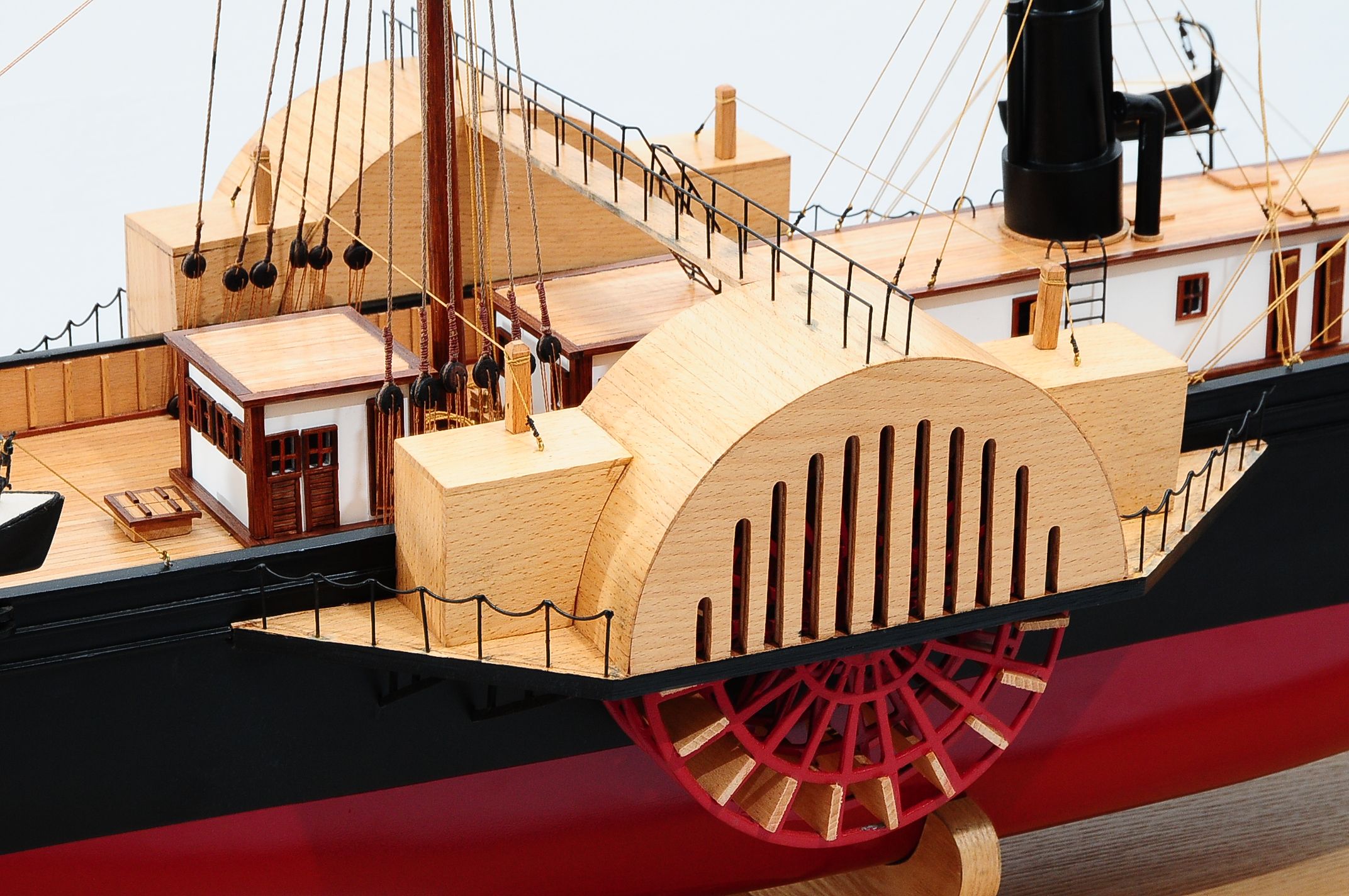 668-8647-California-Model-Ship-Premier-Range