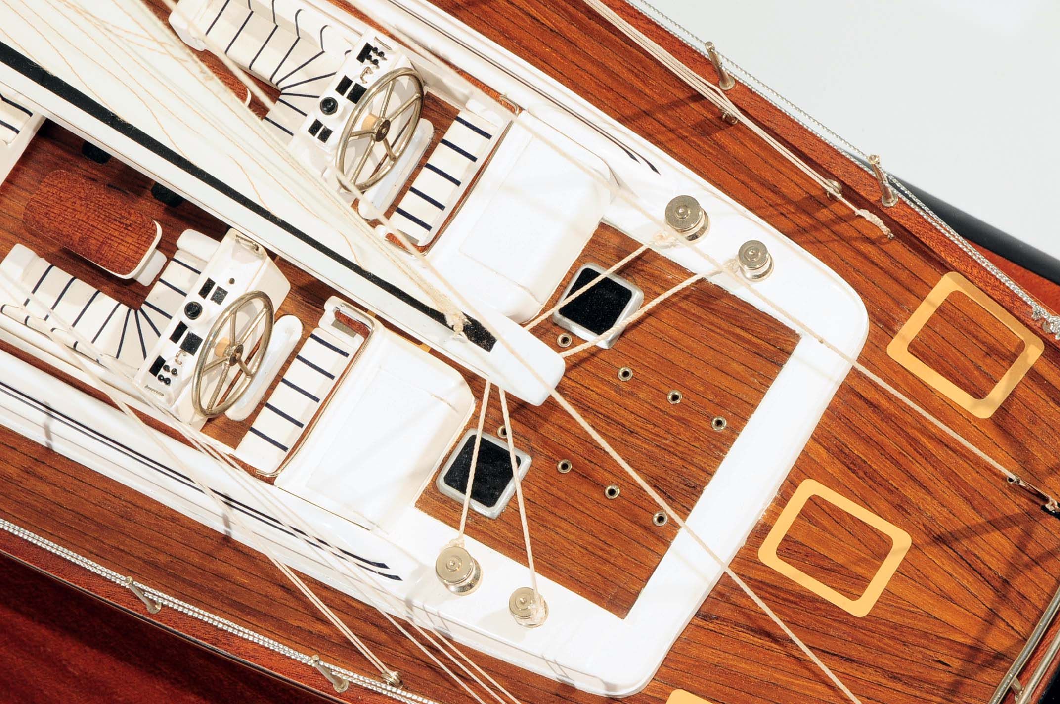 709-6081-Mystery-Model-Yacht