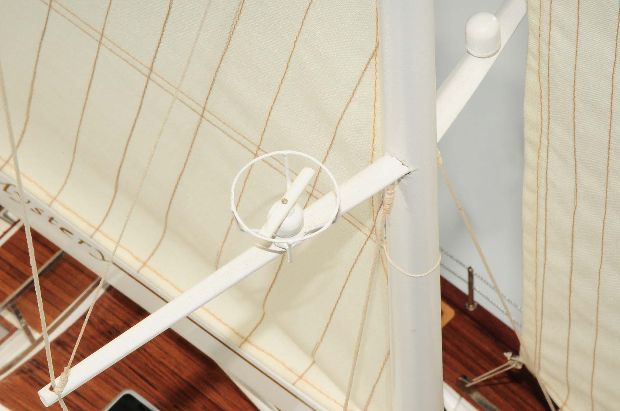 709-6083-Mystery-Model-Yacht