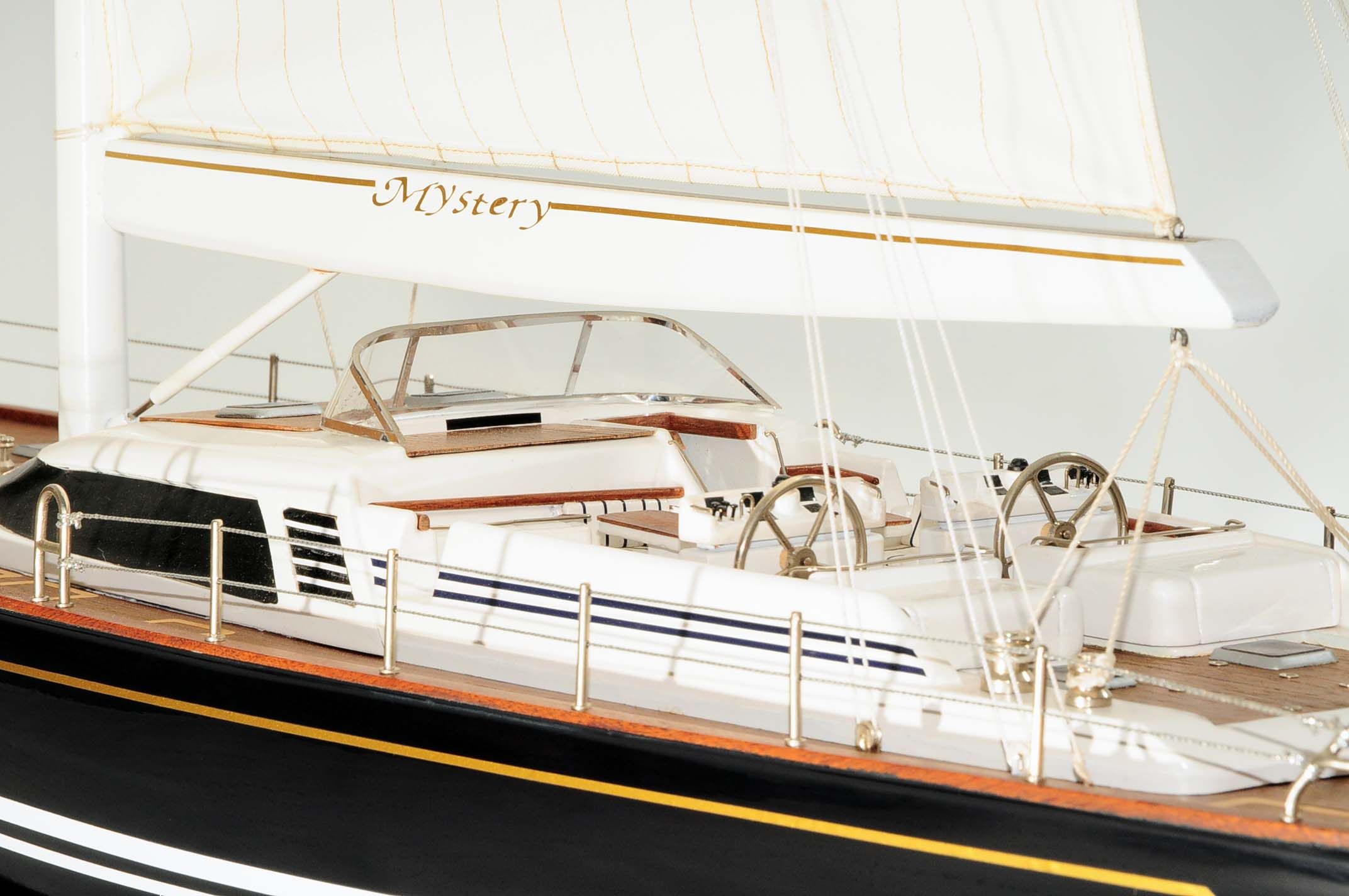 709-6086-Mystery-Model-Yacht