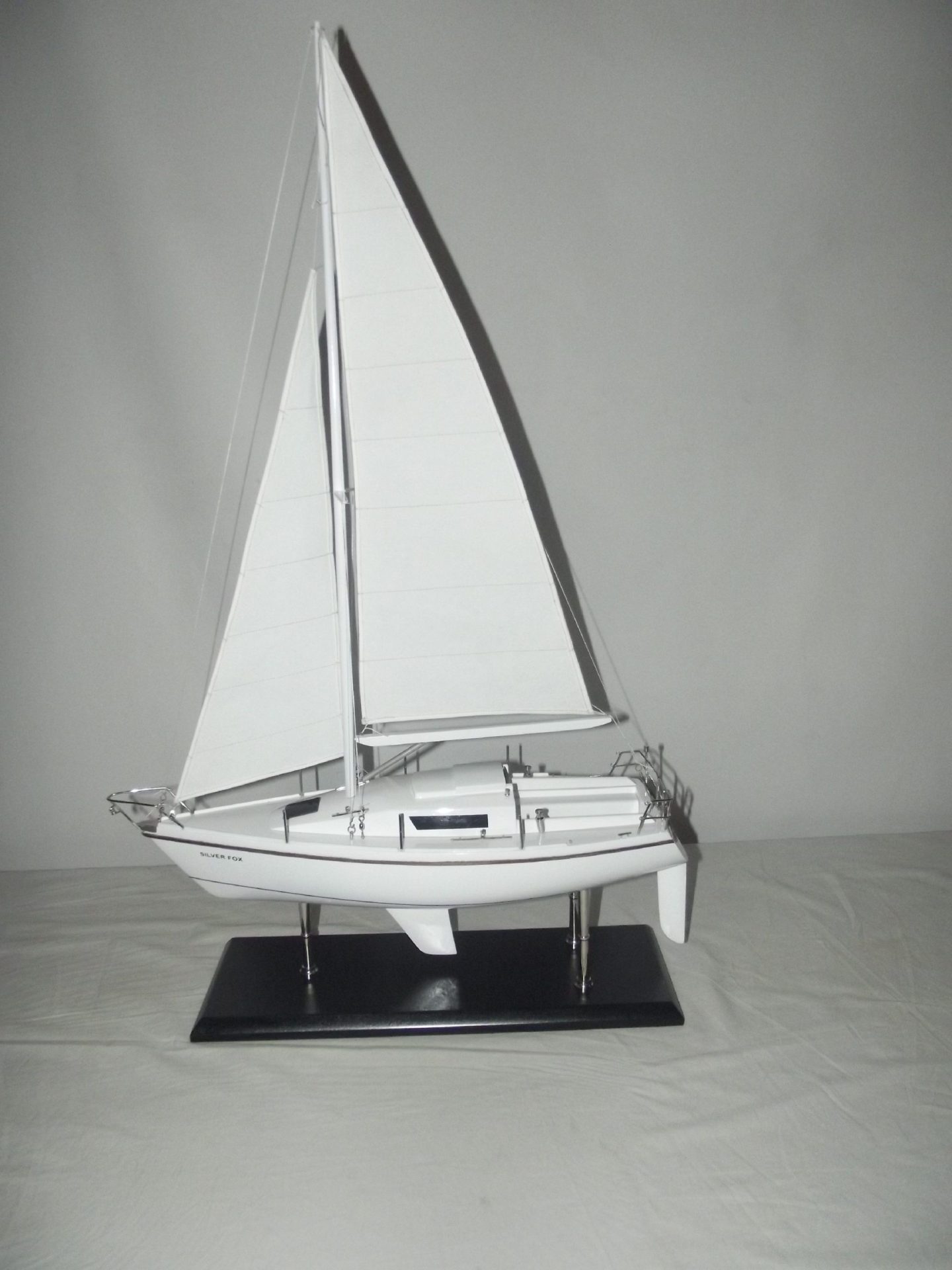 Silver Fox Laser 28 Sailing Boat Display Ship Model - Premier Ship Models
