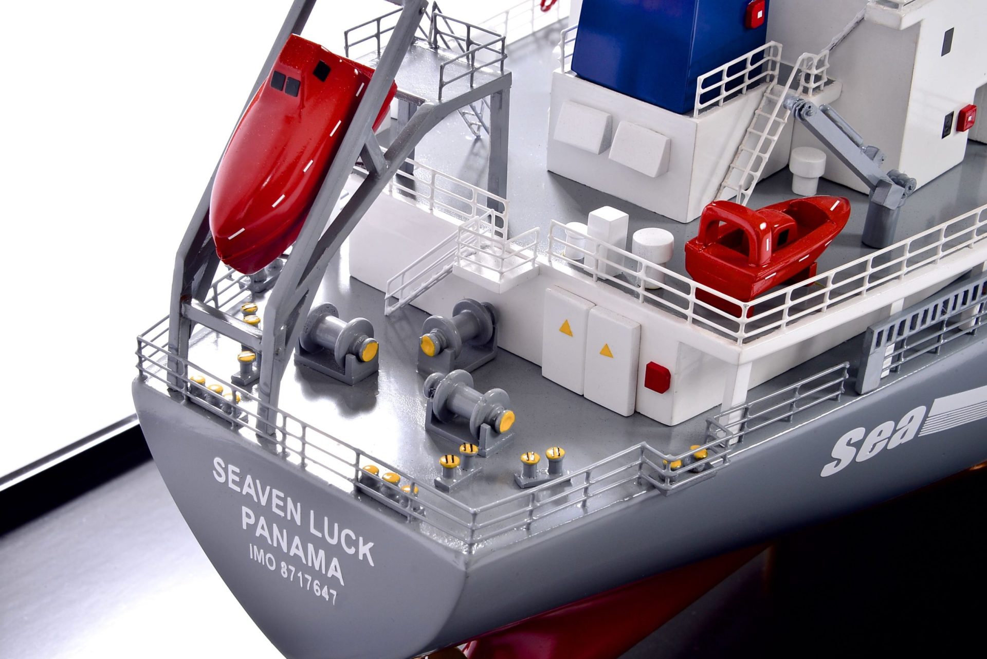 2474-14133-Seaven-Luck-Model-Ship-scaled