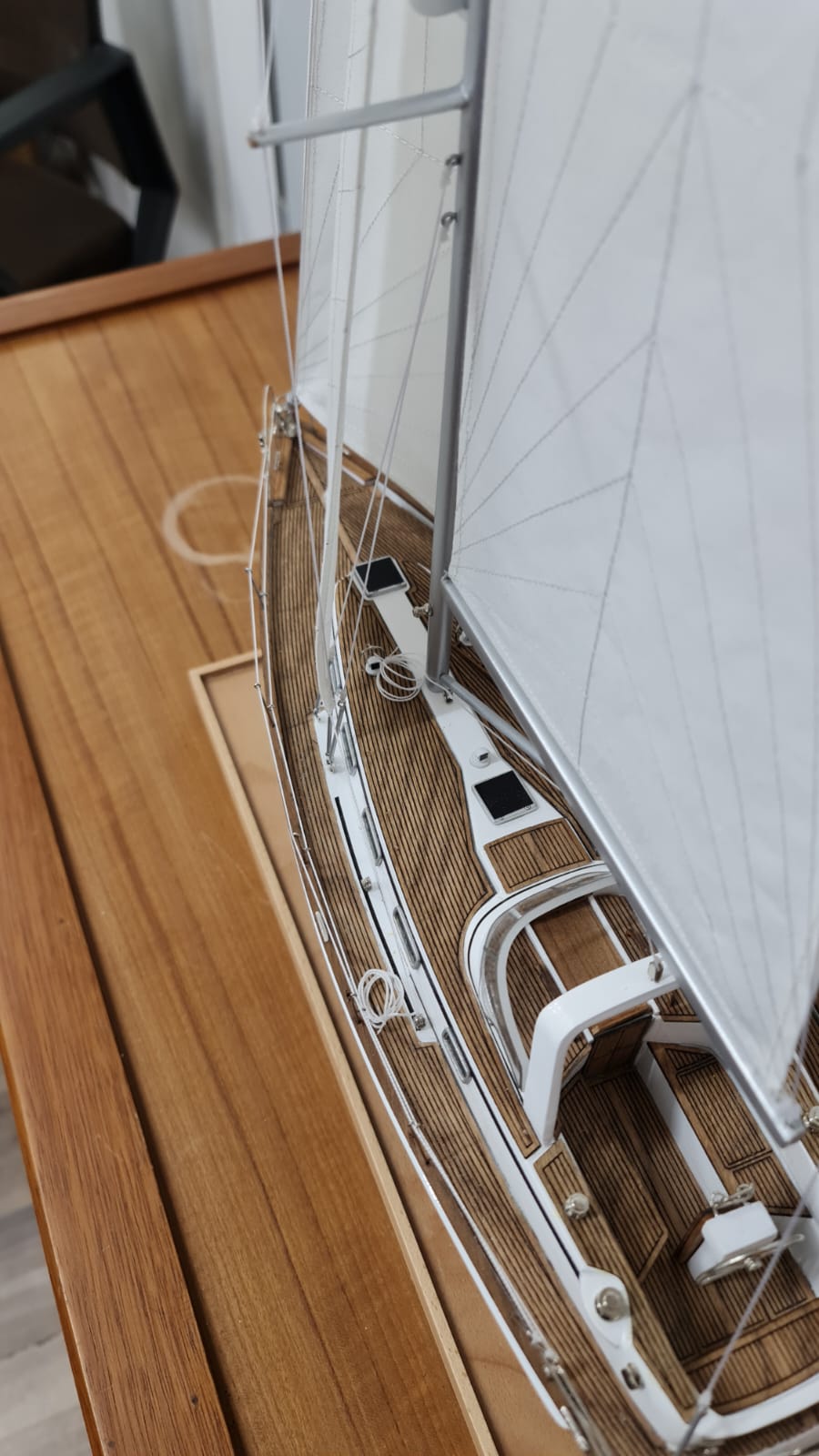 Geni-Custom-Model-10