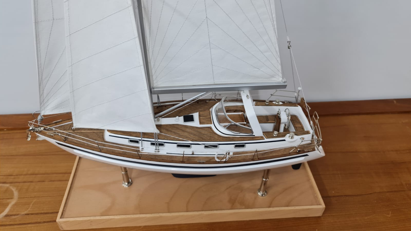 Geni-Custom-Model-15