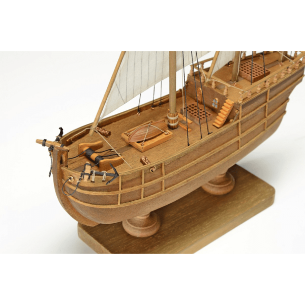 NINA 1ST STEP Model Ship - (600/06)