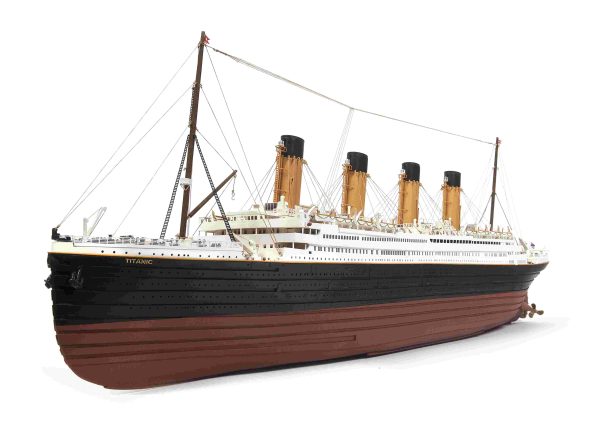 Titanic Model Ship Kit – Occre (14009)