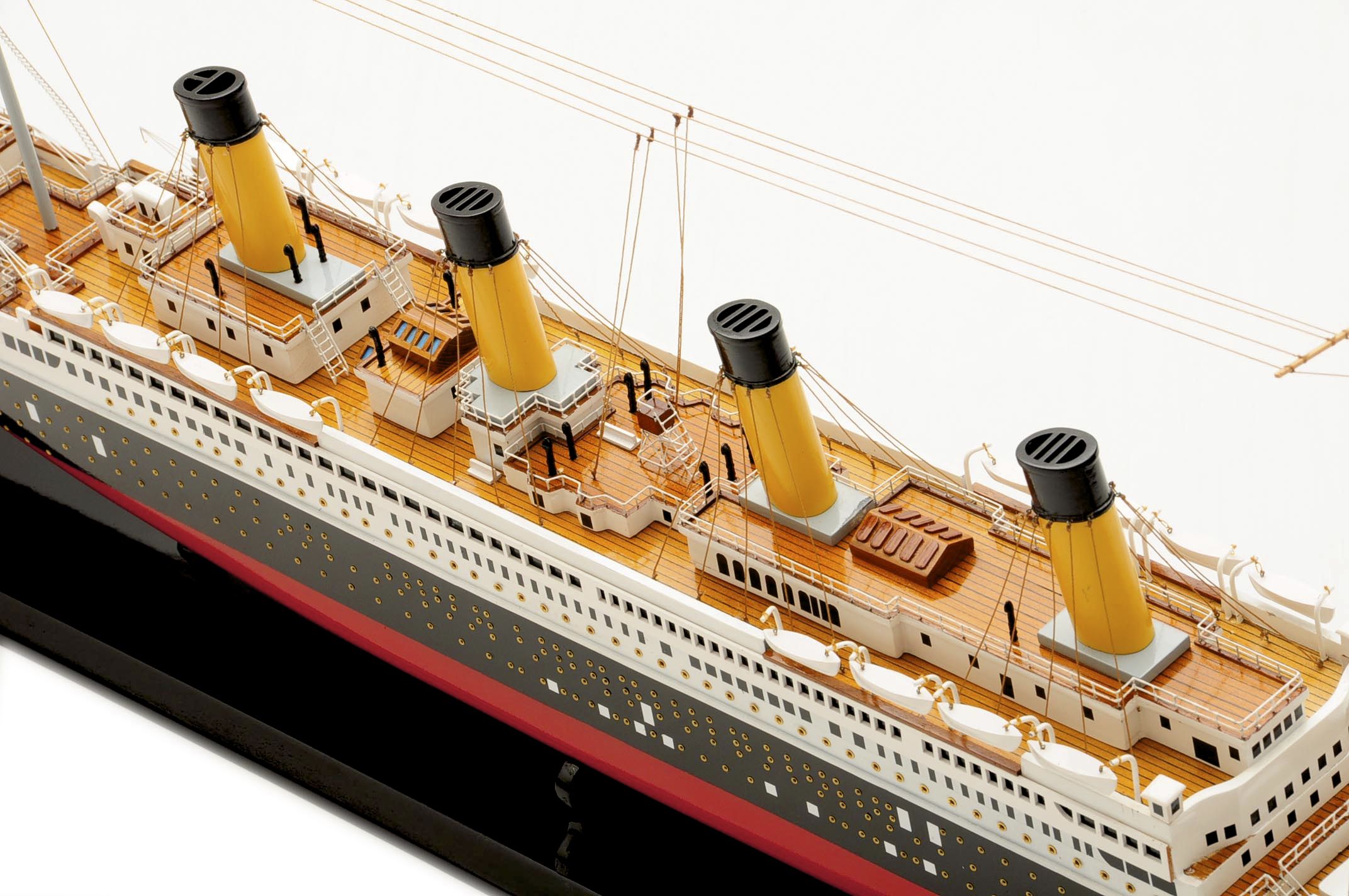 RMS Titanic Model ,handcrafted,ready made,wooden,tall ship,historical,cruise ship,superior range