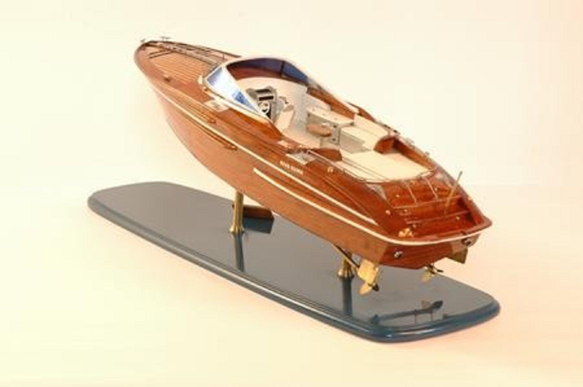 Riva Rama 44 model boat (Premier Range) - PSM