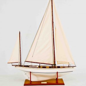 Dorade Model Yacht (Superior Range) - HM