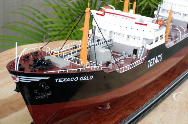 Texaco Oslo Oil Tanker Ghia Nien Standard Range Model Static Display Ship Boat