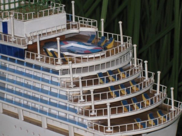 Arcadia Wooden Model Boat - GN