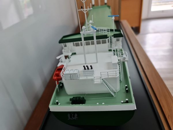 Saffier Model Cargo Ship - PSM0040