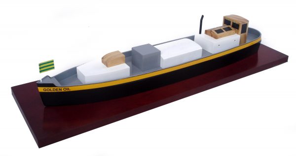 Golden Oil Tintin Model Ship - GN